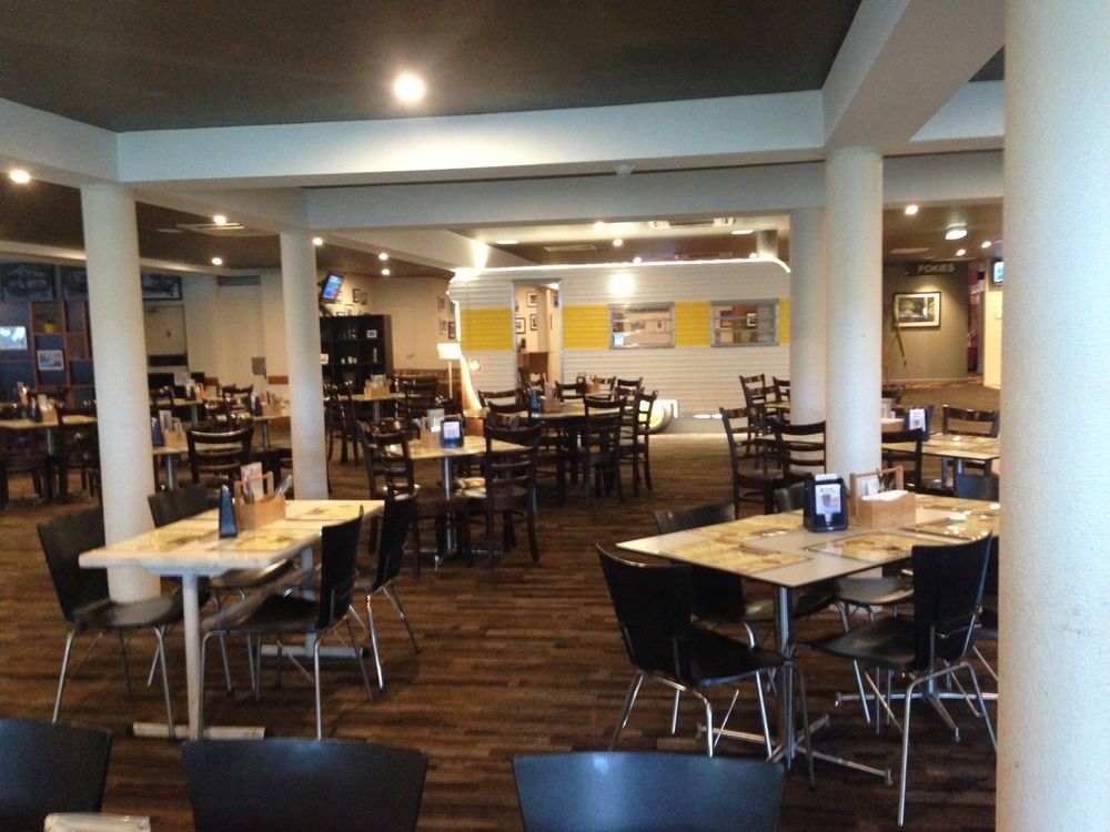 Bribie Island Hotel Bellara Extérieur photo