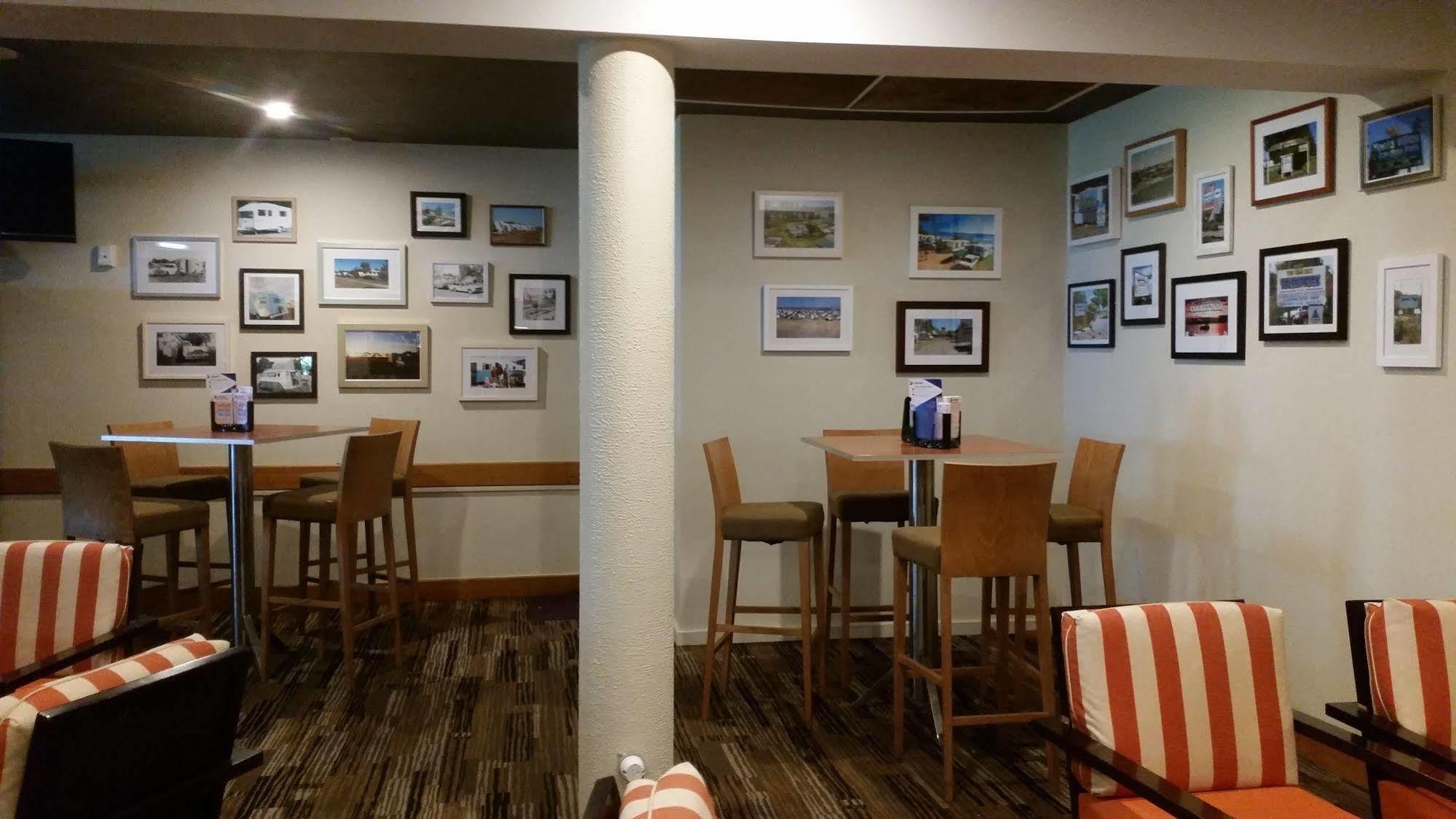 Bribie Island Hotel Bellara Extérieur photo